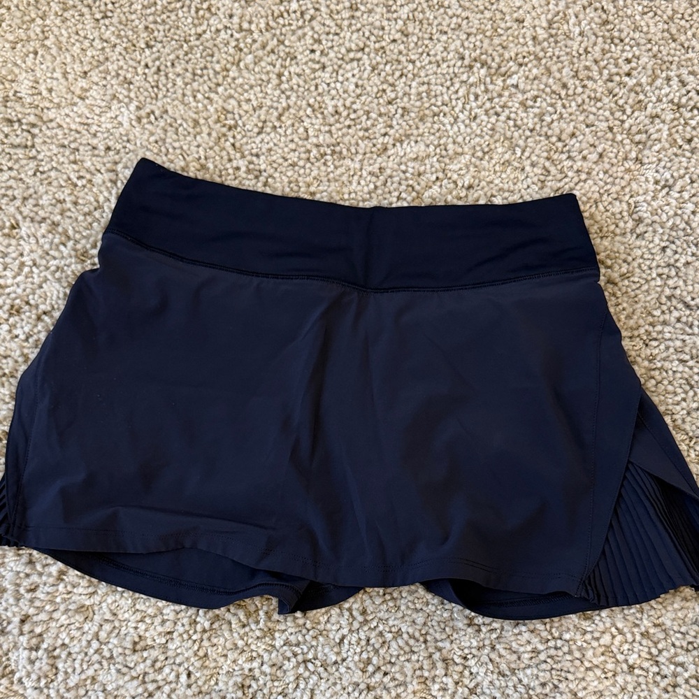 lululemon athletica Black Pleated Side Skort